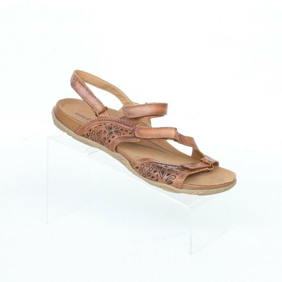 earth shoes sand maui